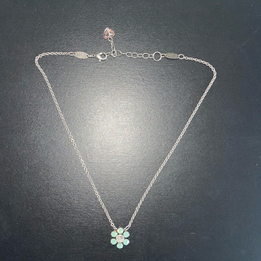 Sabika S16 Flower Necklace